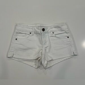EUC o’neill white shorts sz 24